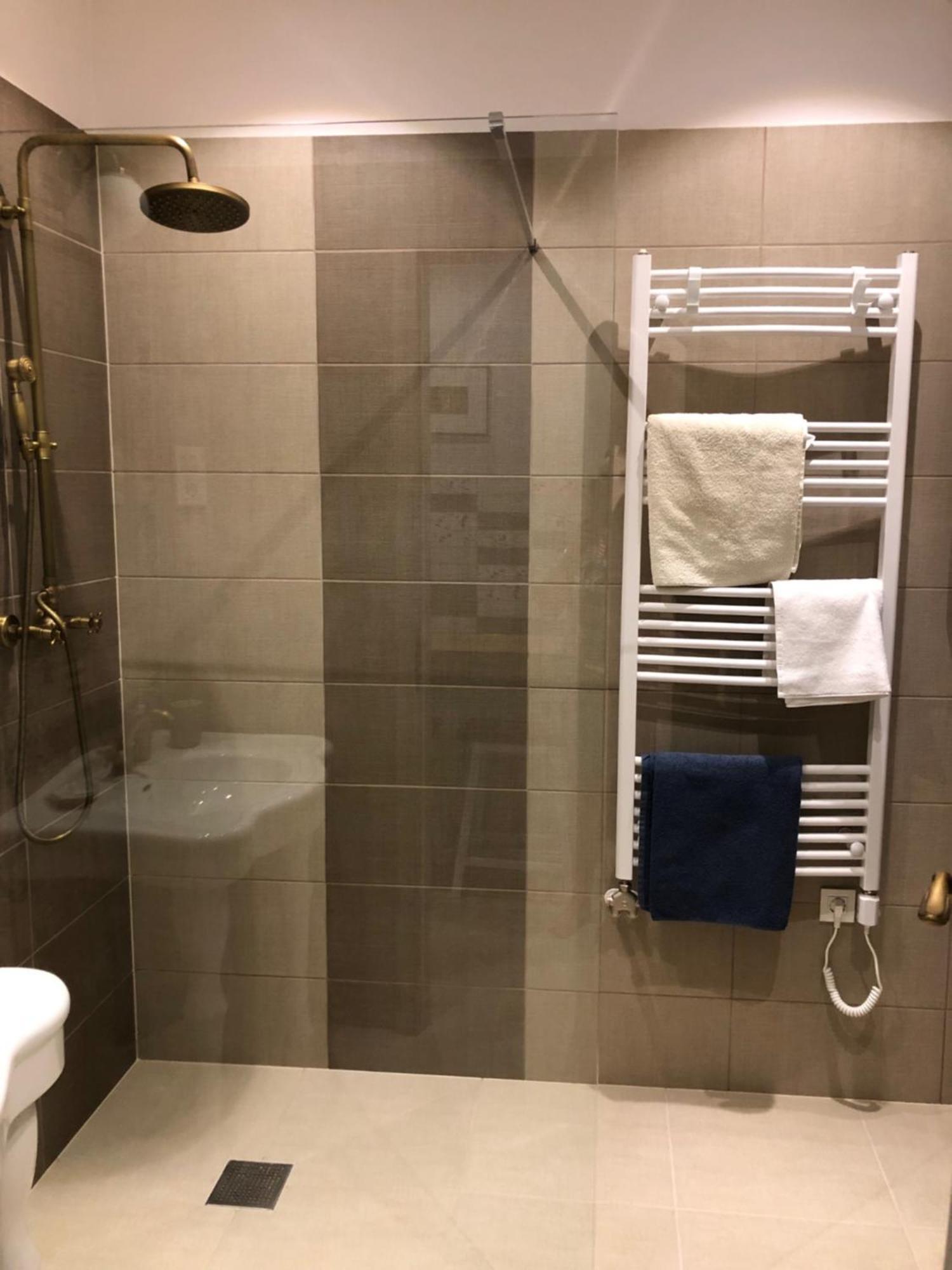 All In Apartman V. Budapest Exterior foto